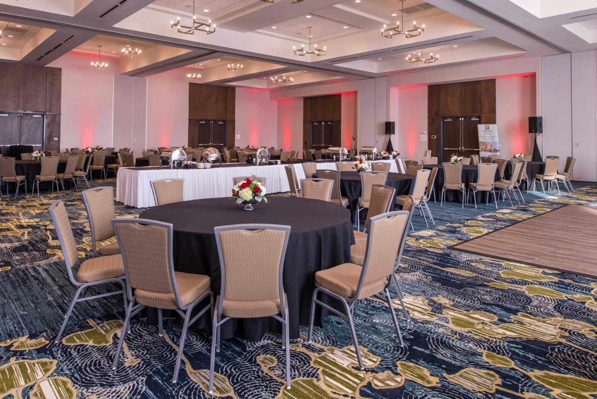 Holiday Inn Detroit Northwest - Livonia By Ihg Buitenkant foto