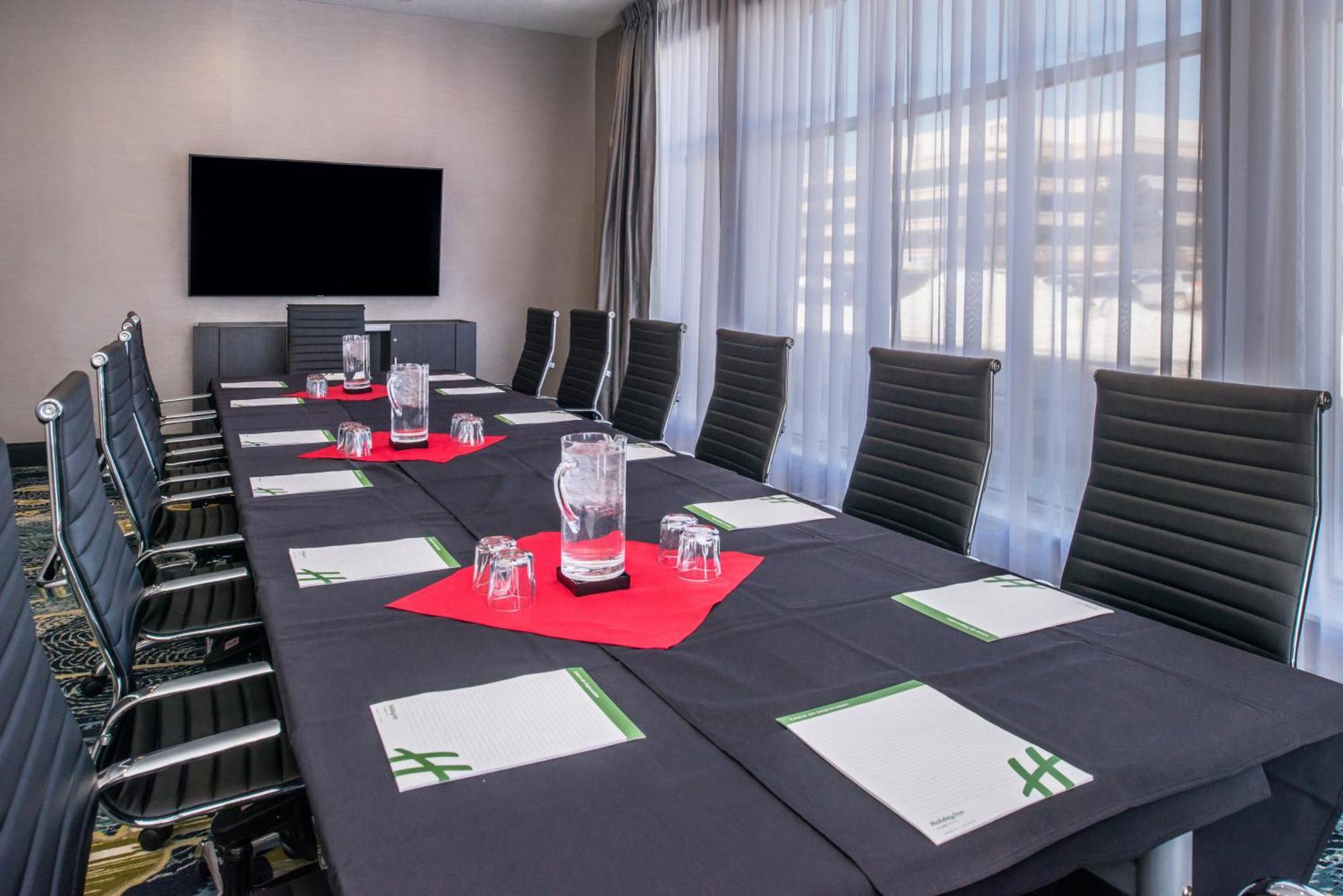 Holiday Inn Detroit Northwest - Livonia By Ihg Buitenkant foto